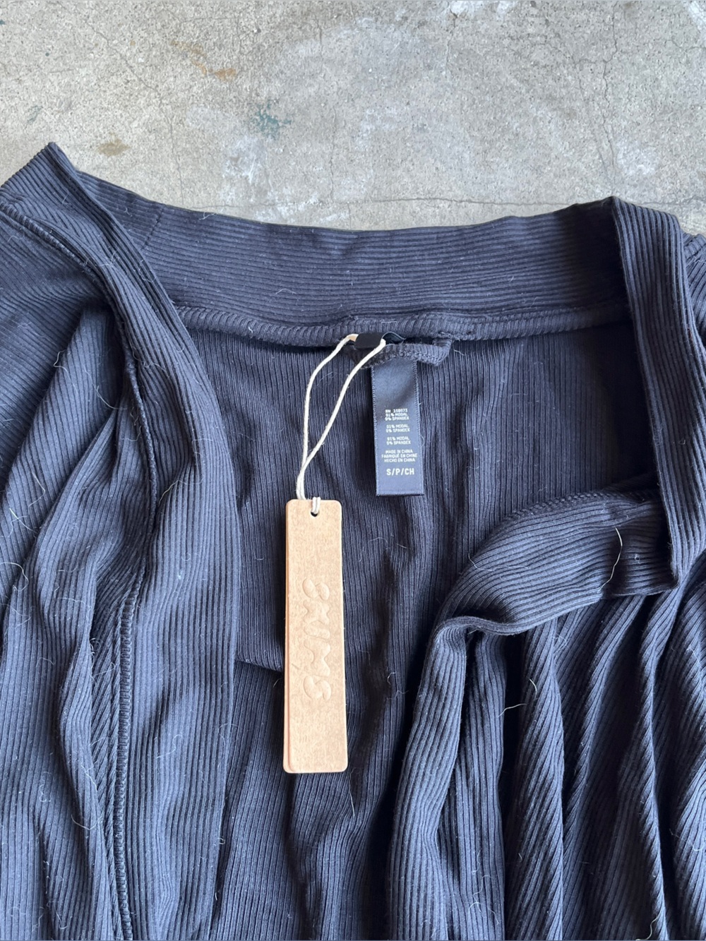 SKIMS Black Ribbed Lightweight Robe Cardigan - Picture 2 of 2
